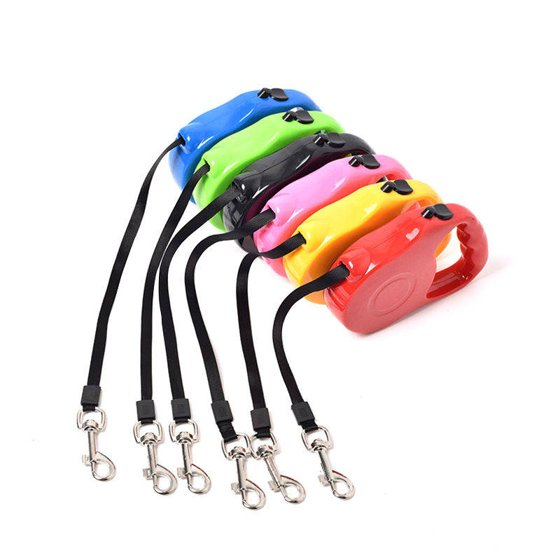 Retractable leash for medium dogs